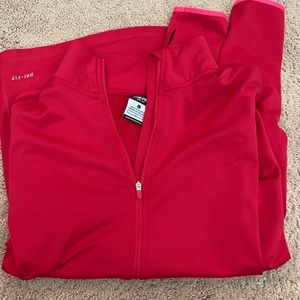 Women’s Nike dri-fit pullover